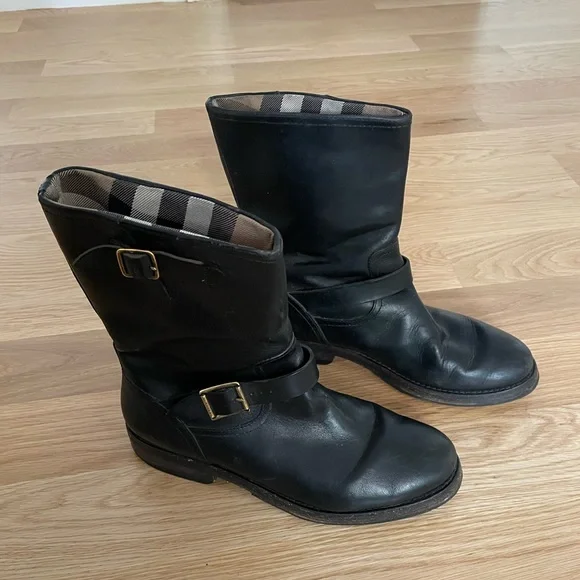 Burberry Winfield Black Leather Moto Biker Boot Size 38. - Picture 1 of 7